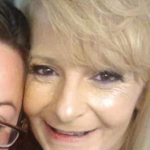 Meet your Posher, Angelique